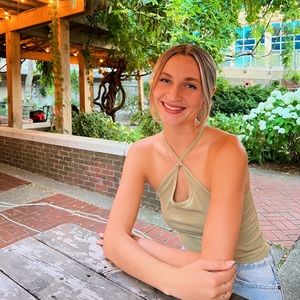 Meet your Posher, Ally B!